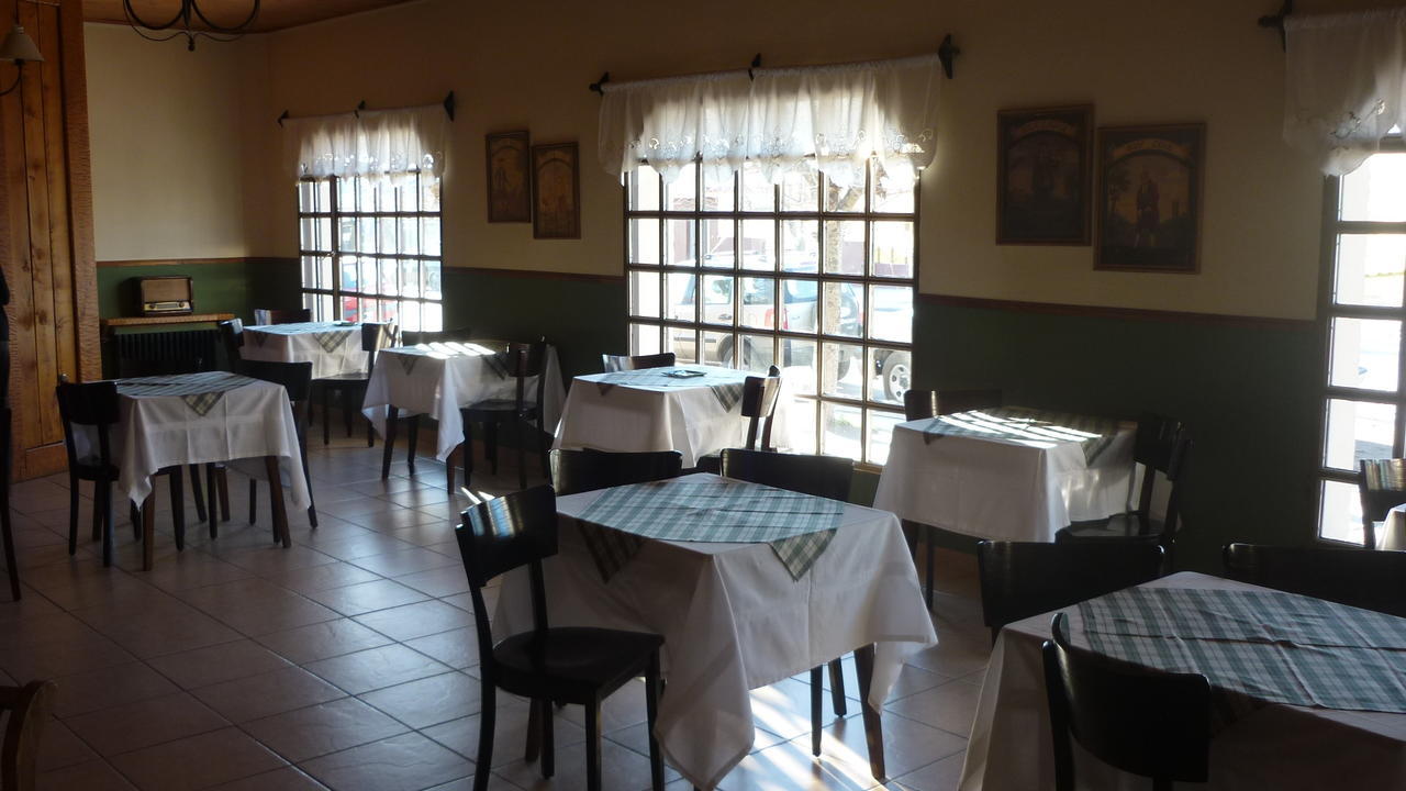 Hotel Alonso Rio Gallegos Luaran gambar