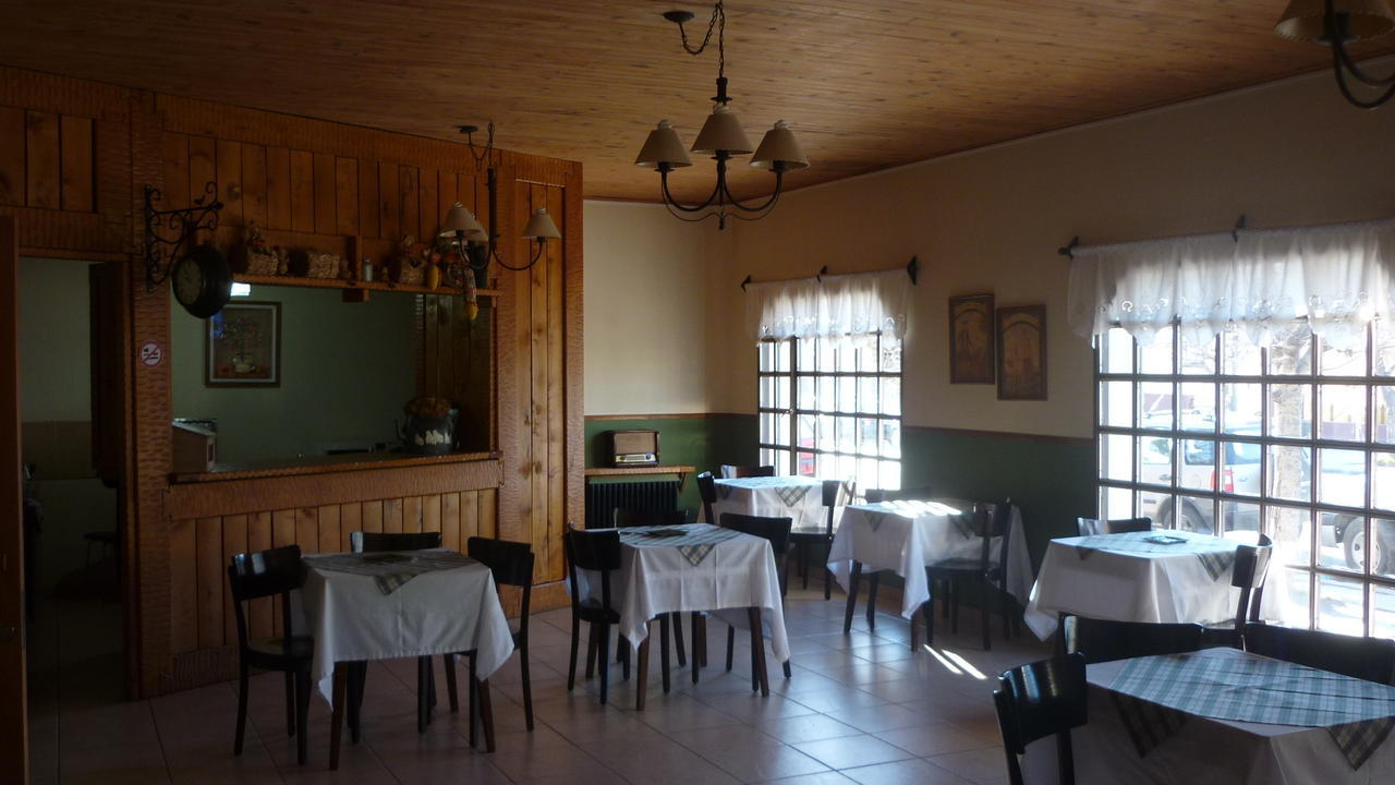 Hotel Alonso Rio Gallegos Luaran gambar
