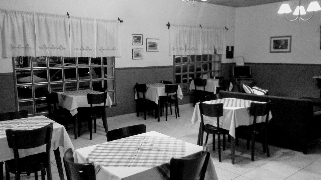 Hotel Alonso Rio Gallegos Luaran gambar