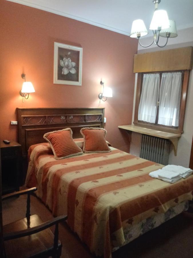 Hotel Alonso Rio Gallegos Luaran gambar