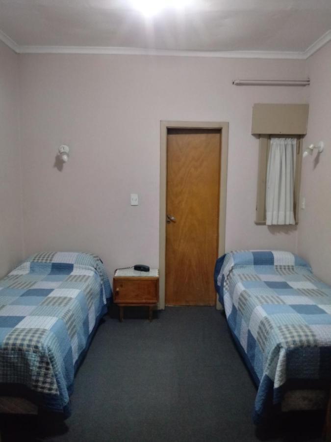 Hotel Alonso Rio Gallegos Luaran gambar