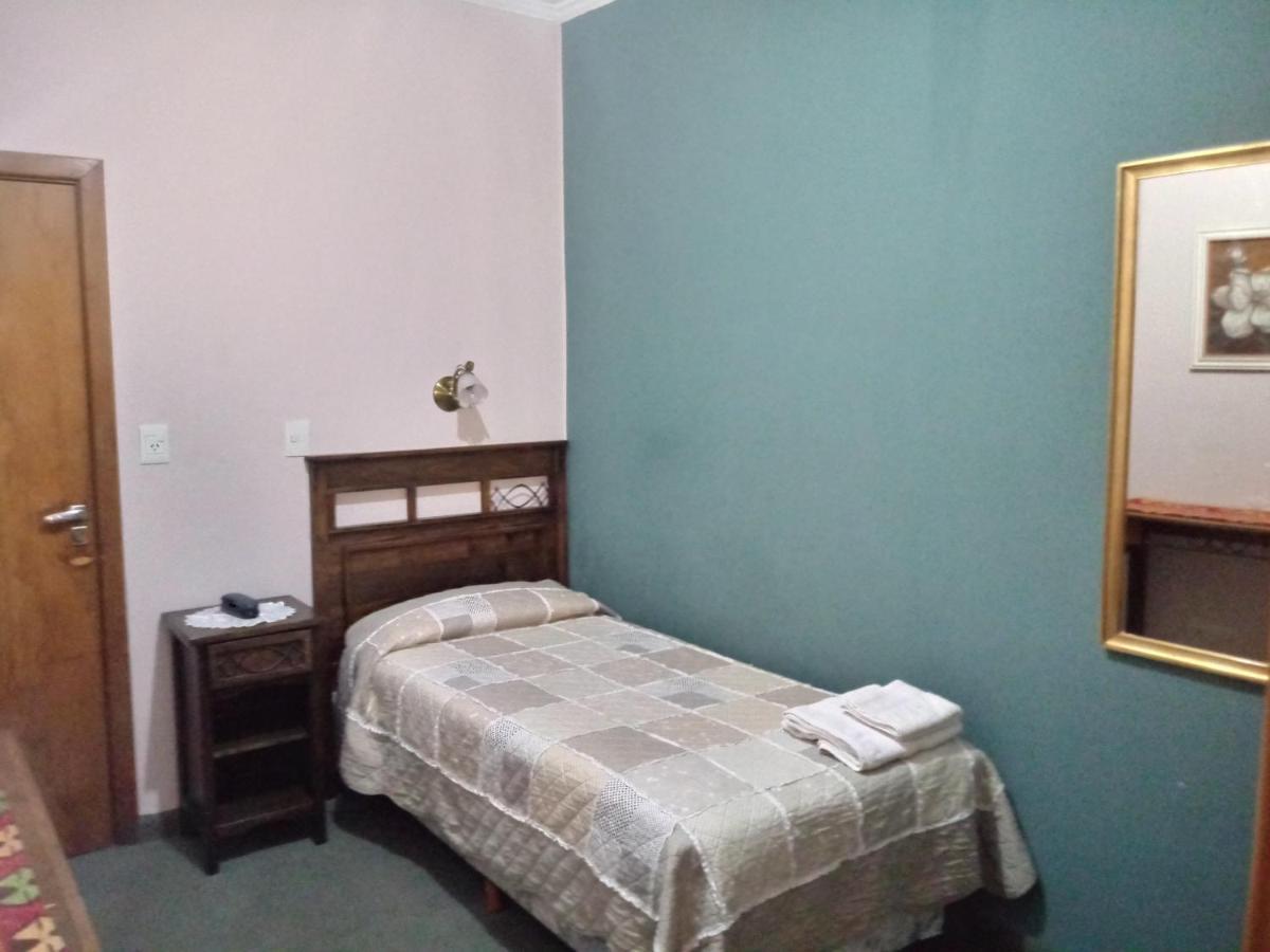 Hotel Alonso Rio Gallegos Luaran gambar