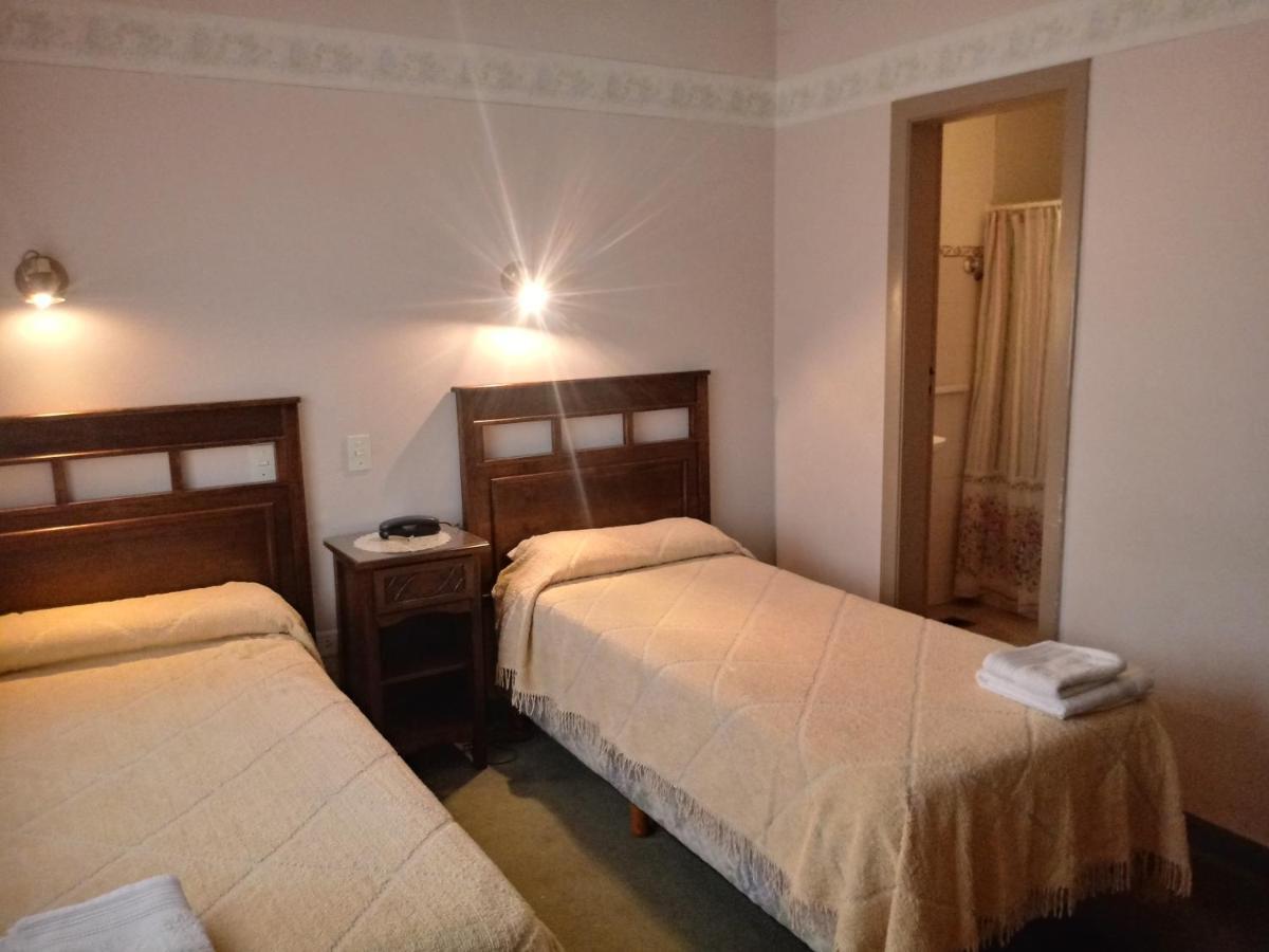 Hotel Alonso Rio Gallegos Luaran gambar
